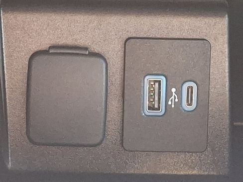 Certified 2022 Ford Explorer ST image 25