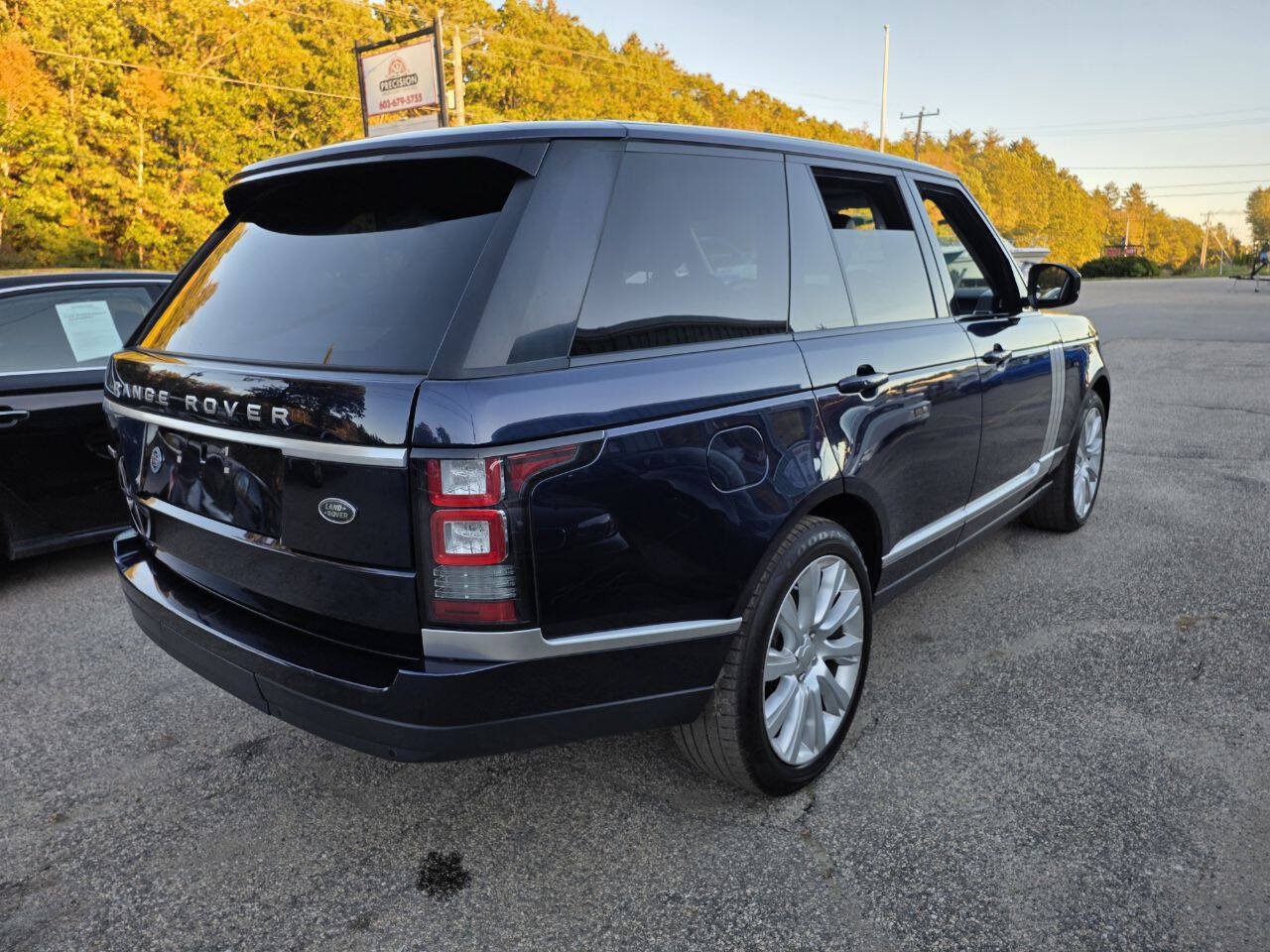 Used 2015 Land Rover Range Rover Supercharged AWD/4WD image 8