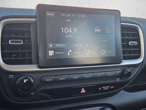 Used 2023 Hyundai Venue SEL w/ Cargo Package image 13