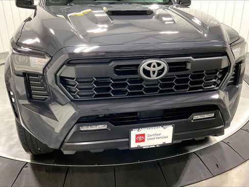 Certified 2025 Toyota Tacoma TRD Sport AWD/4WD image 31