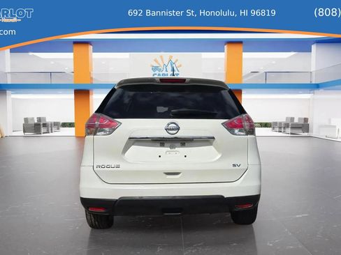 Used 2016 Nissan Rogue SV w/ SV Premium Package image 4