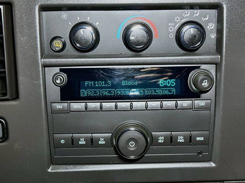 Used 2025 Chevrolet Express 2500 w/ Driver Convenience Package RWD image 12