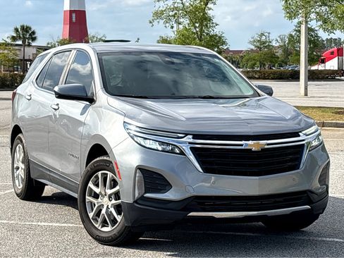 Used 2023 Chevrolet Equinox LT FWD image 1