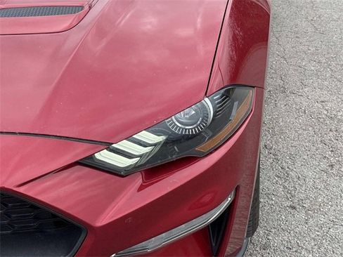 Used 2022 Ford Mustang Convertible w/ Equipment Group 101A image 9