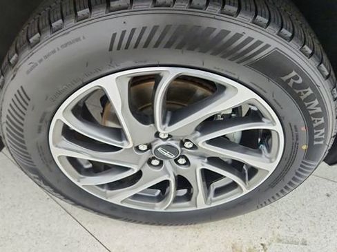 Used 2022 Lincoln Corsair FWD image 56