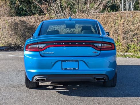 Used 2015 Dodge Charger R/T image 4