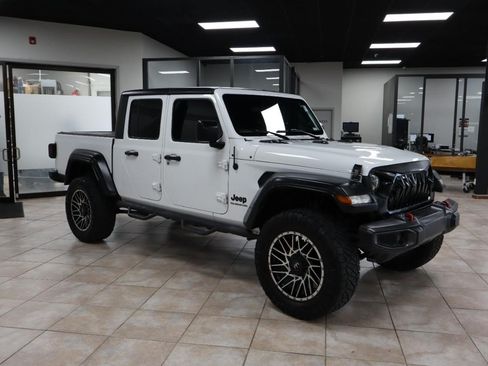 Used 2020 Jeep Gladiator Sport w/ Quick Order Package 24S AWD/4WD image 7