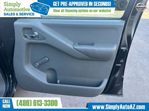 Used 2011 Nissan Frontier S image 20