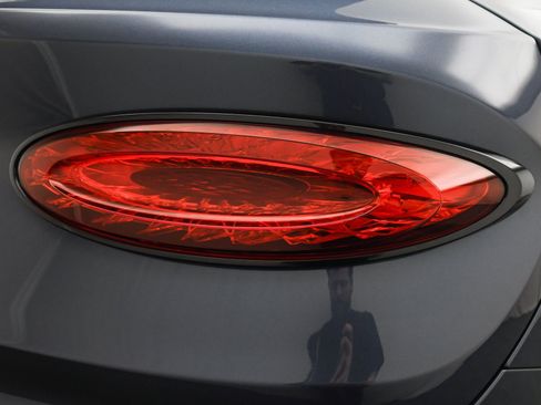 Used 2022 Bentley Bentayga image 26