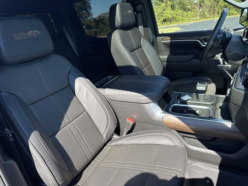 Used 2024 Chevrolet Silverado 1500 High Country w/ High Country Premium Package image 33
