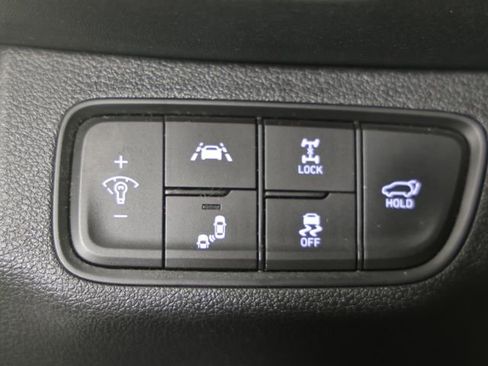 Used 2020 Hyundai Santa Fe SEL w/ Convenience + Premium Package image 11