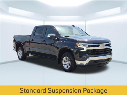 Used 2023 Chevrolet Silverado 1500 LT w/ Protection Package AWD/4WD image 9