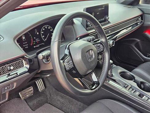 Used 2023 Honda Civic Sport image 9