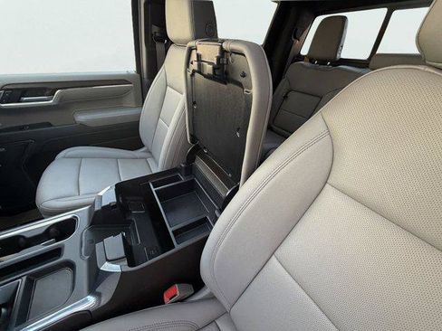 Used 2024 GMC Sierra 1500 SLT w/ SLT Premium Plus Package image 19