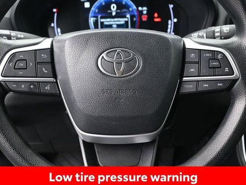 Certified 2025 Toyota Grand Highlander LE image 14