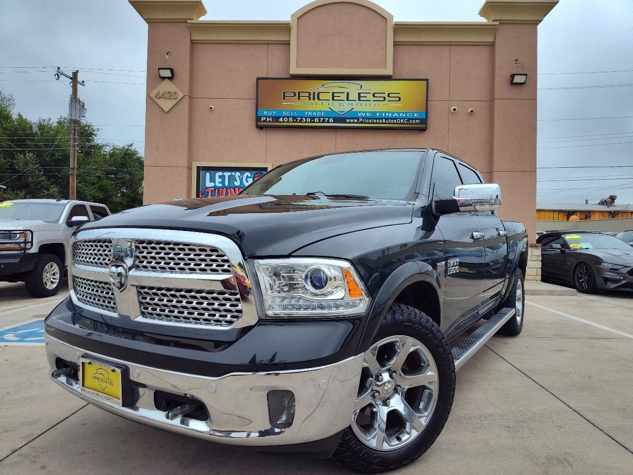 Used 2017 RAM 1500 Laramie w/ Convenience Group AWD/4WD image 1