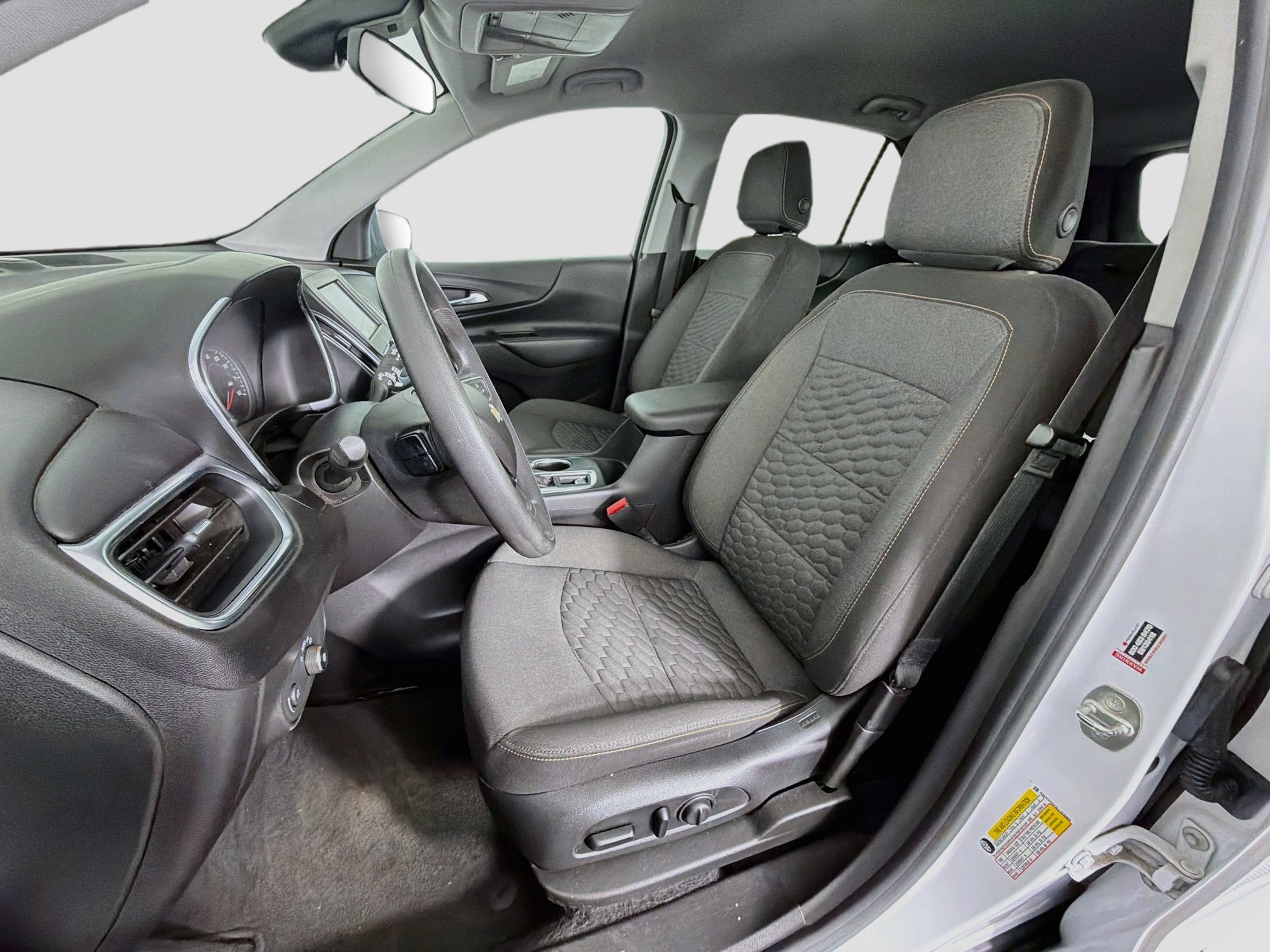 Used 2020 Chevrolet Equinox LT AWD/4WD image 13