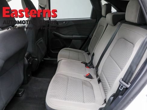 Used 2022 Ford Escape SE w/ Cold Weather Package image 21