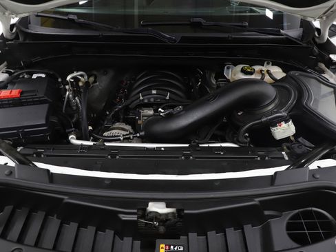 Used 2023 Cadillac Escalade ESV Sport Platinum w/ LPO, ONYX Package image 39