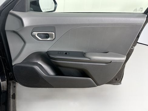 Used 2025 Kia K4 FWD image 30