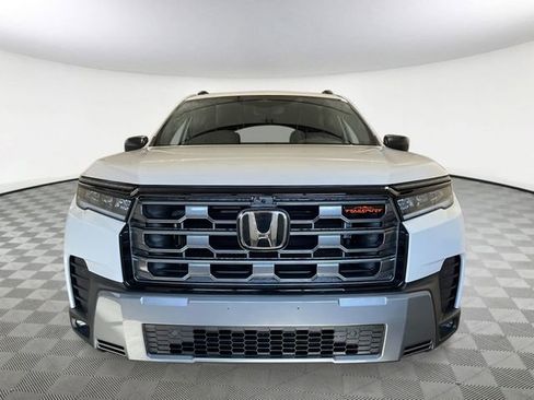 New 2026 Honda Pilot TrailSport image 9