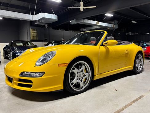 Used 2006 Porsche 911 Carrera S RWD image 4