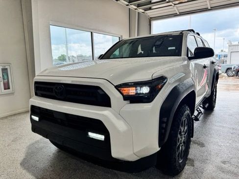 New 2026 Toyota 4Runner SR5 RWD image 3