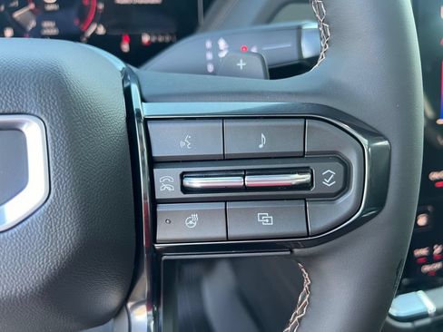 New 2026 GMC Yukon AT4 w/ AT4 Premium Package AWD/4WD image 16