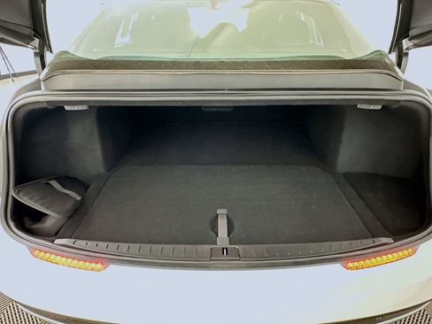 Used 2024 Lucid Air Touring AWD/4WD image 30