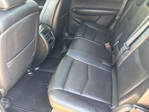 Used 2017 Cadillac XT5 Luxury AWD/4WD image 24