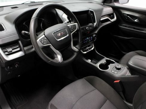 Used 2024 GMC Terrain SLE w/ Driver Convenience Package FWD image 25