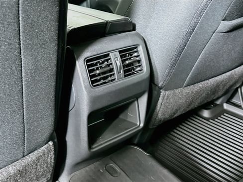Used 2023 Nissan Rogue S FWD image 26