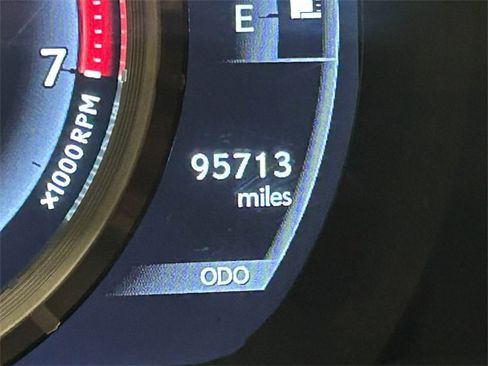 Used 2018 Lexus IS 300 image 18