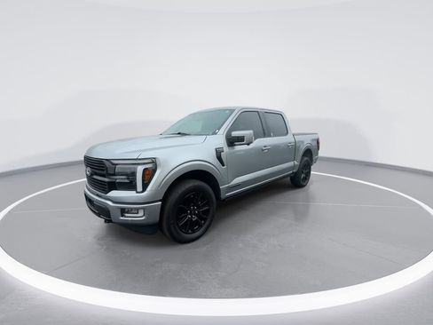 Used 2024 Ford F150 Platinum image 4