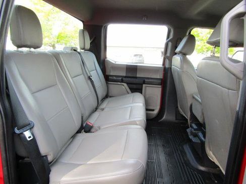 Used 2022 Ford F250 XL w/ Power Equipment Group image 14