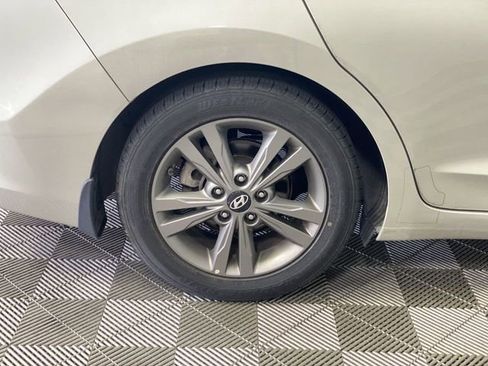 Used 2018 Hyundai Elantra Value Edition image 18