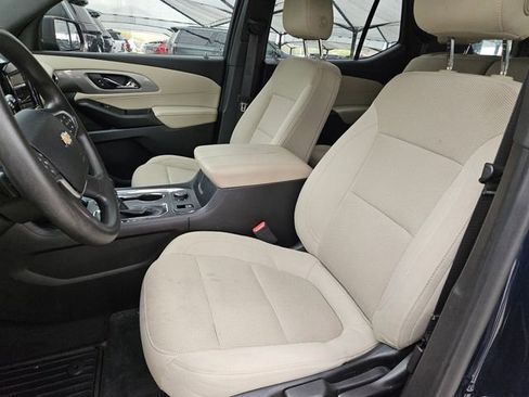 Used 2023 Chevrolet Traverse LS w/ Safety Package image 10
