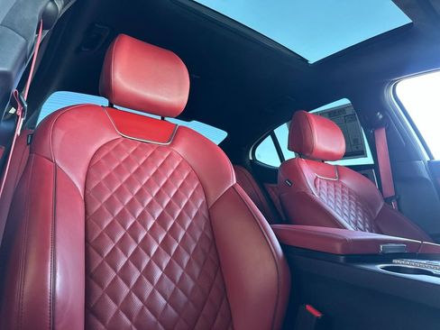 Used 2023 Genesis G70 3.3T w/ Sport Prestige Package image 16