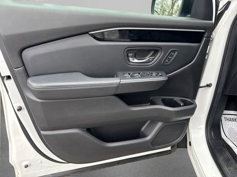 Used 2024 Honda Pilot EX-L image 23