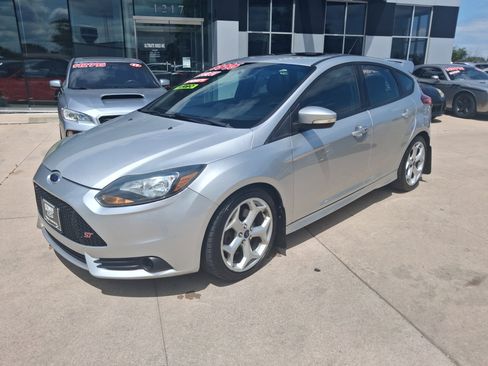 Used 2014 Ford Focus ST FWD image 1