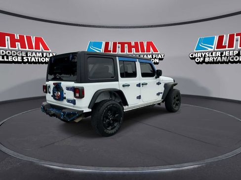 Used 2023 Jeep Wrangler Unlimited Sport AWD/4WD image 8