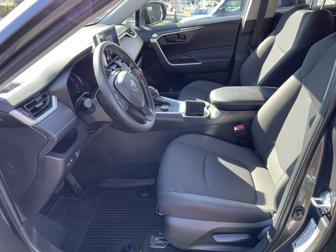Certified 2024 Toyota RAV4 LE AWD/4WD image 10