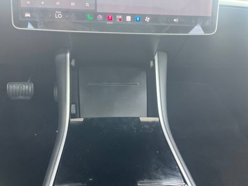 Used 2018 Tesla Model 3 Long Range RWD image 19