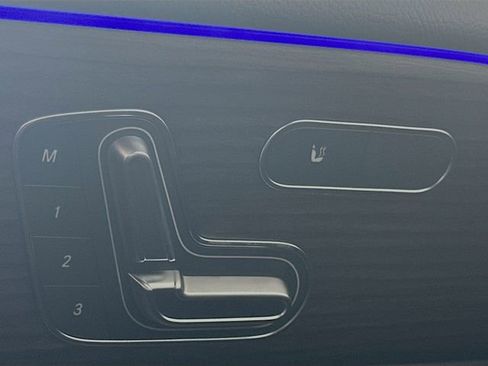 Used 2026 Mercedes-Benz GLB 250 image 19