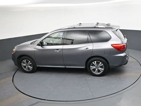 Used 2019 Nissan Pathfinder SL image 30