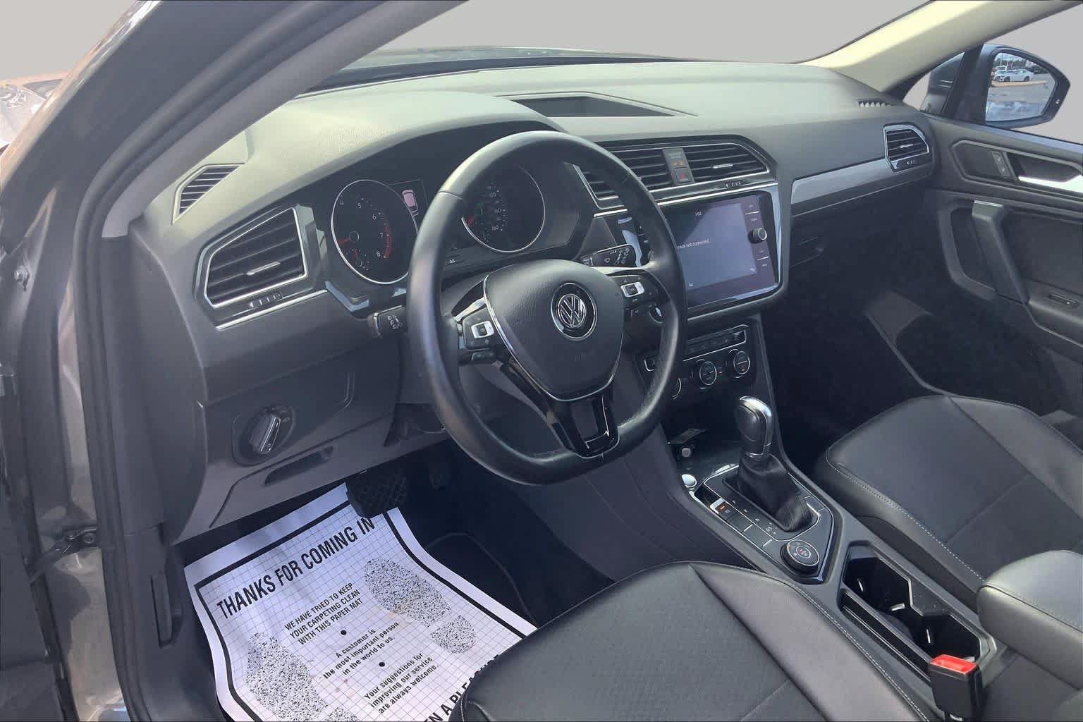 Used 2019 Volkswagen Tiguan SE AWD/4WD image 18