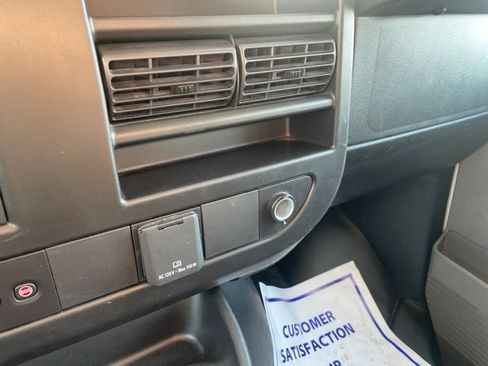 Used 2023 GMC Savana 2500 Work Van image 32