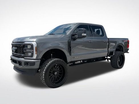 Used 2024 Ford F250 Lariat w/ Sport Appearance Package AWD/4WD image 4