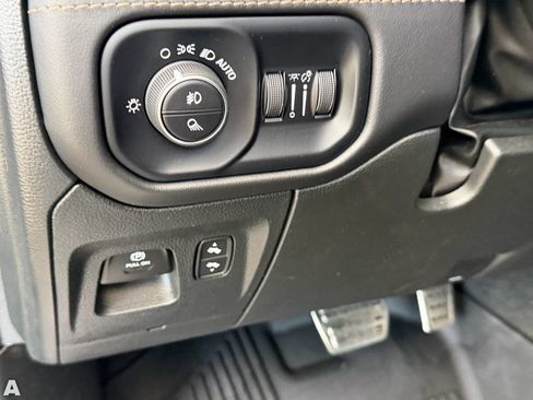 Used 2024 RAM 1500 TRX AWD/4WD image 15