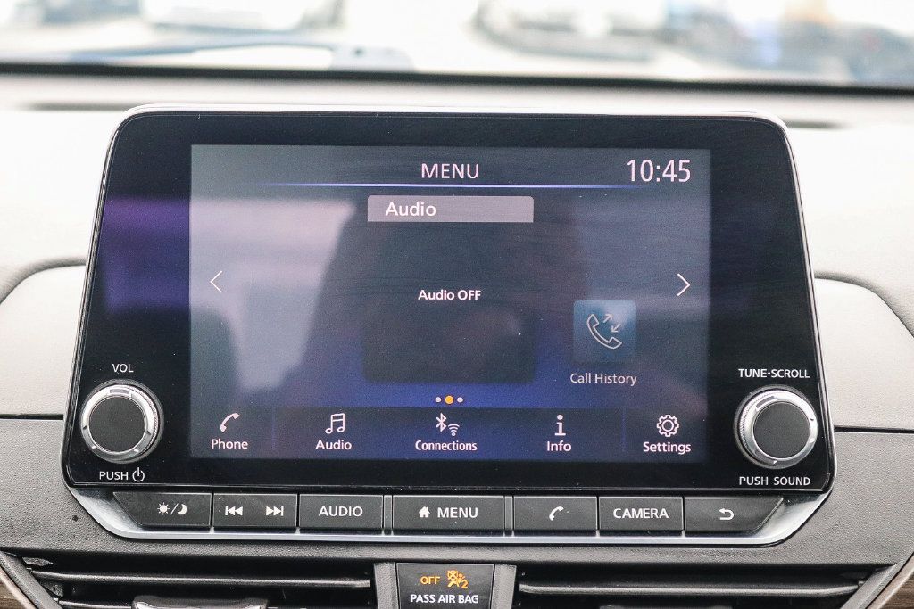 Used 2024 Nissan Altima 2.5 SV FWD image 14